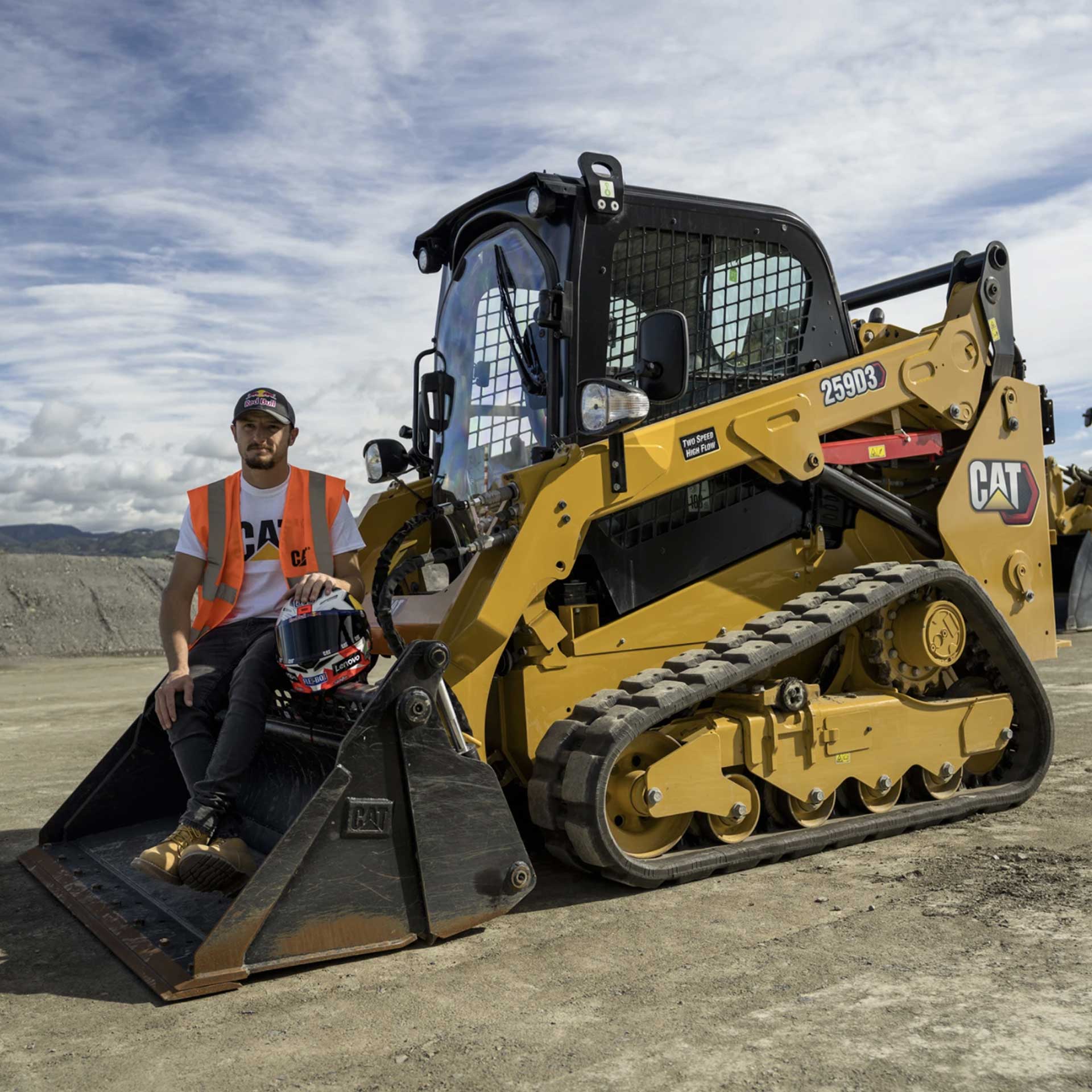 Jack Miller with Cat machinery (5)