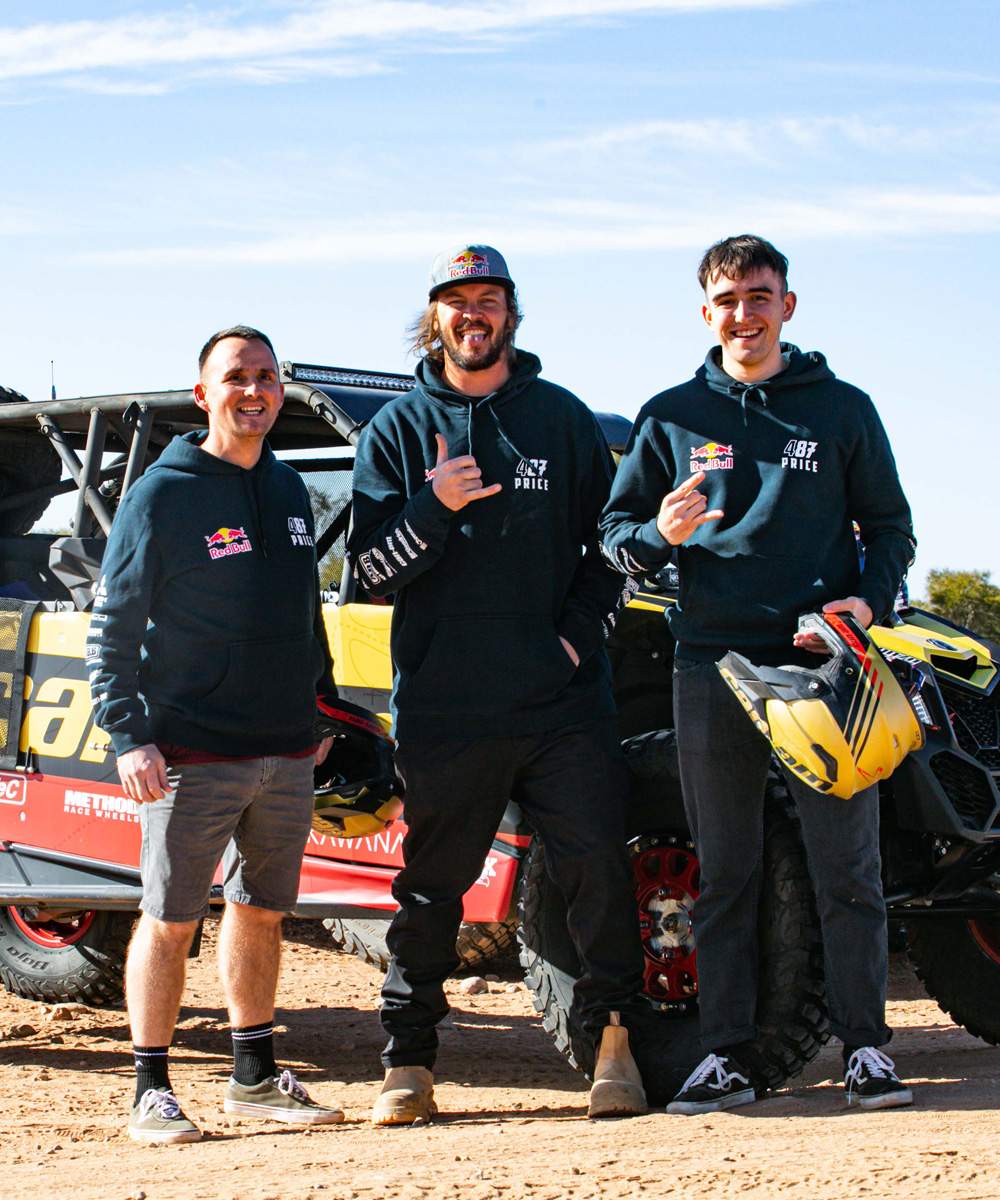 Toby Price with the prize winners in the Red Centre